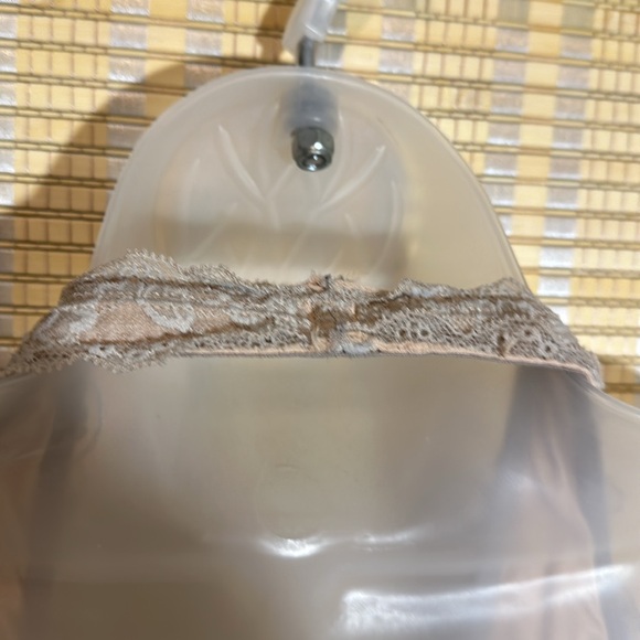 Gilly Hicks Beige/tan Lace Halter Top Bralette 2XL - Picture 10 of 16